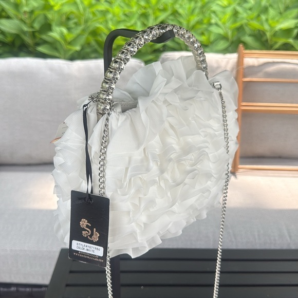Sincerely Jules, silver rhinestone and white ruffled satchel - Picture 4 of 7